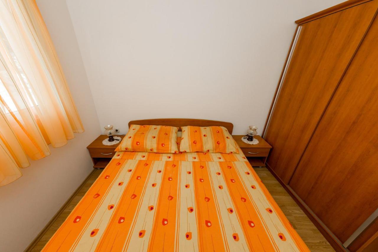 Ferienwohnung Mare&Karlo Drvenik Mali Exterior foto